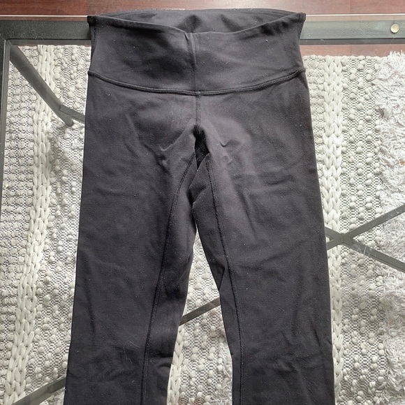 Lululemon leggings - Picture 2 of 3
